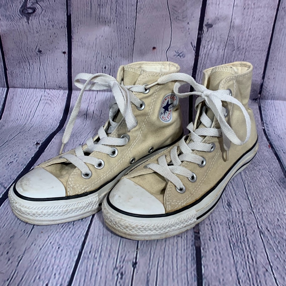 Converse Unisex Chuck Taylor All Star High-Top Sneaker Beige Canvas 3.5 M 5.5 W